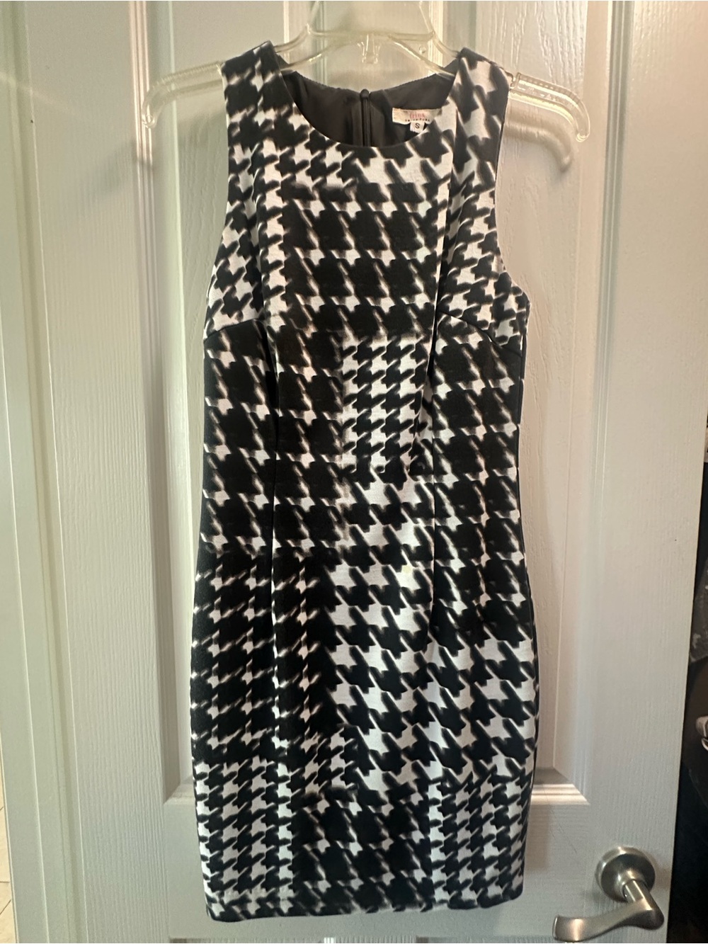 Trina Turk Black & White Houndstooth Midi Sheath Dress